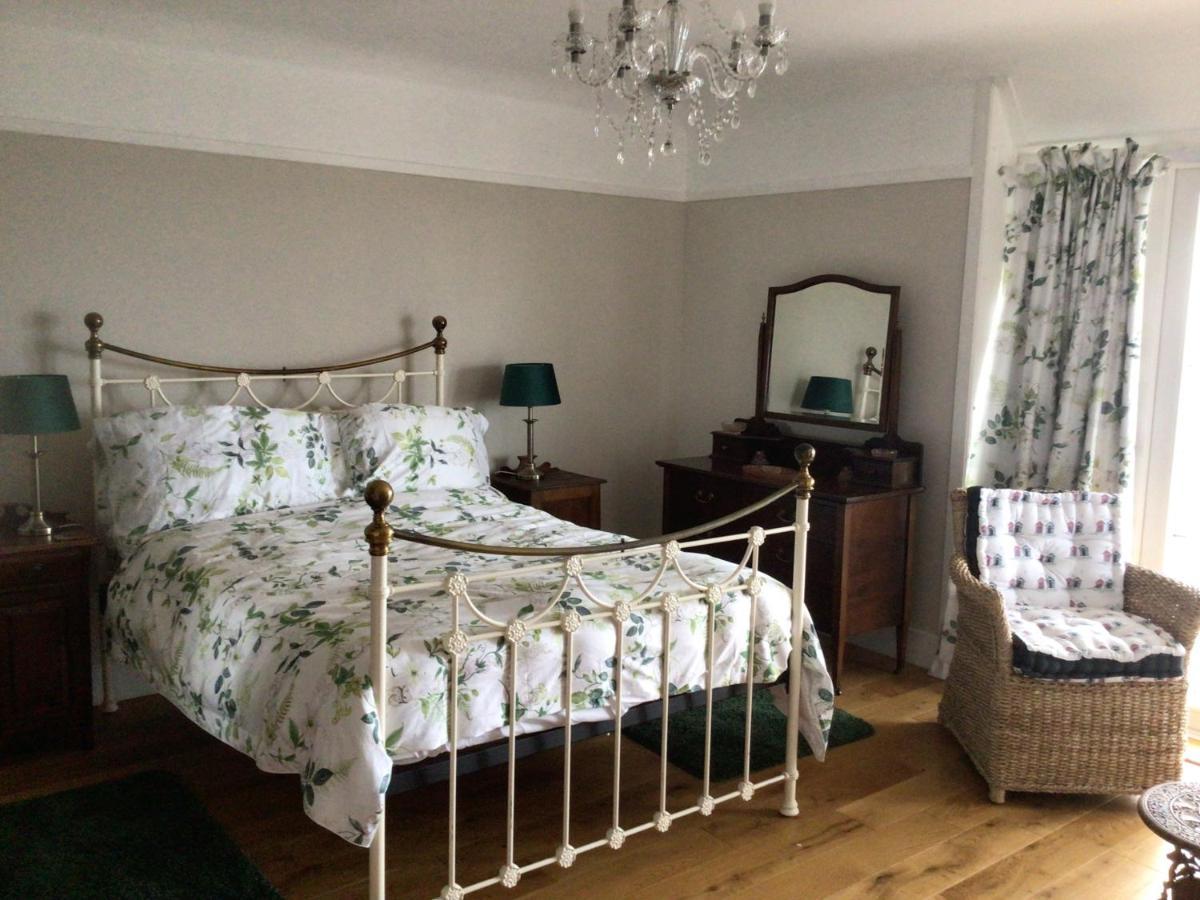 Ocean Waves Bed & Breakfast Gorleston-on-Sea Екстериор снимка