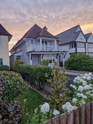 Ocean Waves Bed & Breakfast Gorleston-on-Sea Екстериор снимка